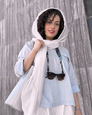 شومیز skira